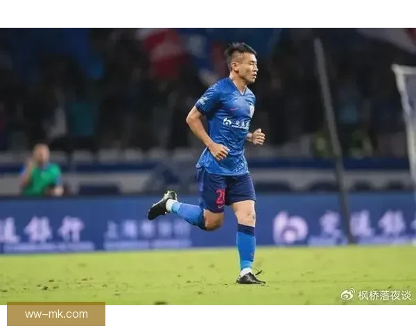 洛夫里奇中场远射屡造险情成为球队进攻突袭最锋利武器之一几乎无解 洛夫里奇中场远射屡造险情成为球队进攻突袭最锋利武器之一几乎无解