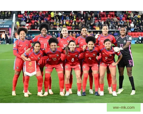 德国女足顽强拼搏一球小胜西班牙摘铜牌